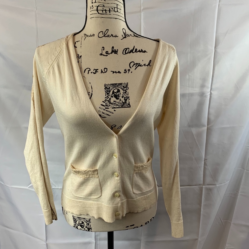 Isaac Mizrahi Silk Cream Cardigan Lace Arm Stripe